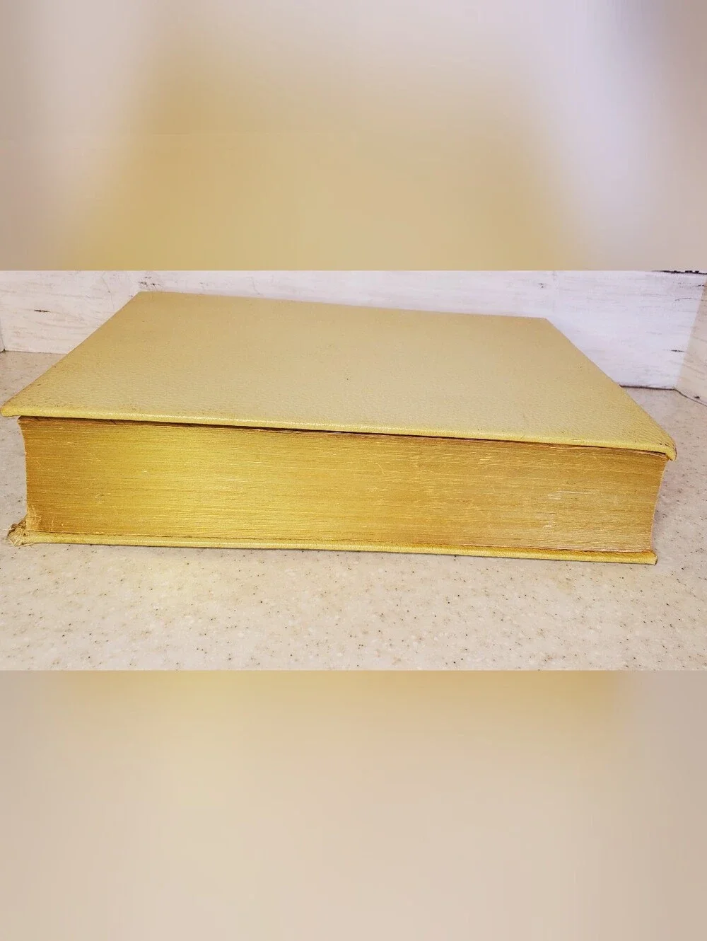 Vintage 1963 Catholic Holy Bible Good Counsel Confraternity Hardcover Gold Edge